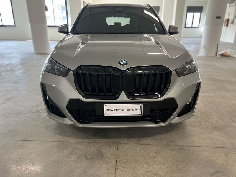 https://cdn-dk.caraffinity.it/dealer/datafiles/vehicle/images/800/1452/K4QcY2nnTa1RxGZI.jpeg