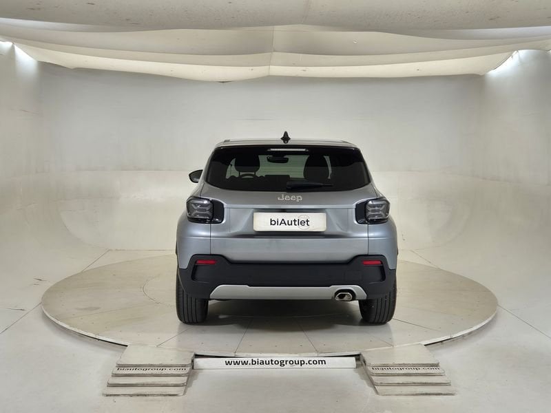 https://cdn-dk.caraffinity.it/dealer/datafiles/vehicle/images/800/1452/KFAou0dz9GPTXva6.jpg