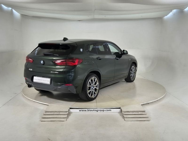https://cdn-dk.caraffinity.it/dealer/datafiles/vehicle/images/800/1452/KdRORTU86MaKD7YH.jpg