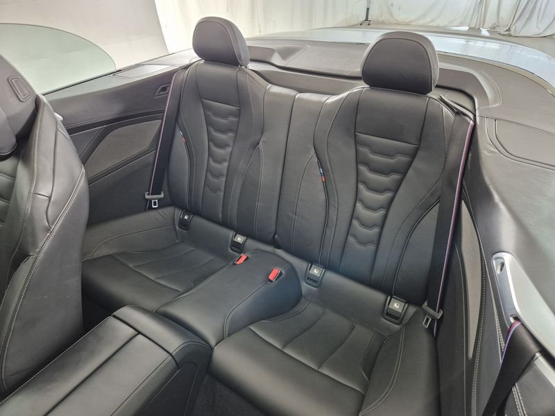https://cdn-dk.caraffinity.it/dealer/datafiles/vehicle/images/800/1452/Kyi5qptfNUnEtutN.jpg