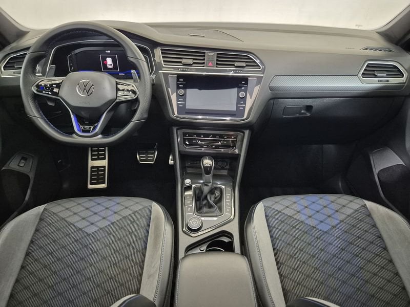 https://cdn-dk.caraffinity.it/dealer/datafiles/vehicle/images/800/1452/L8RIzEy9d0t8prGN.jpg