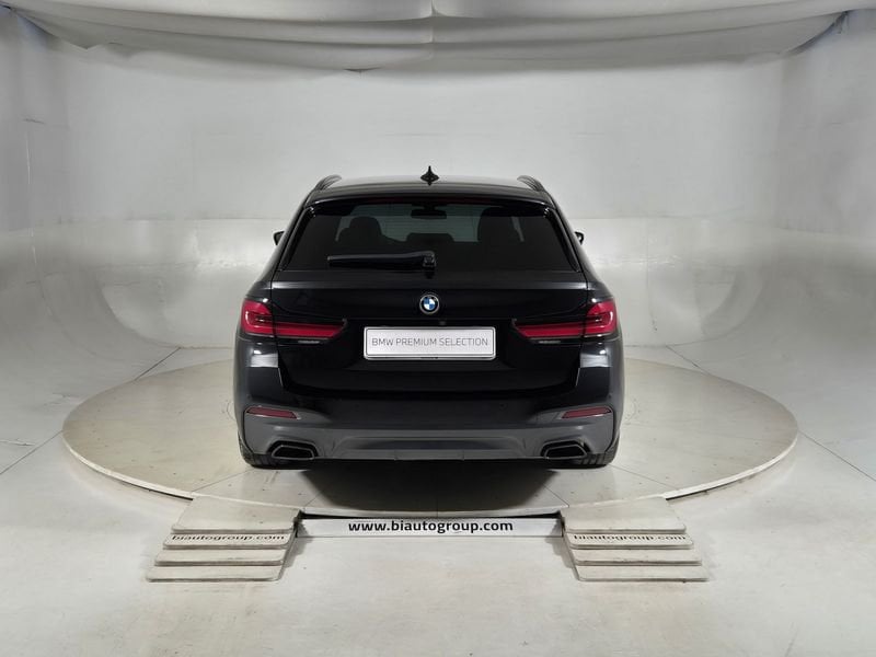 https://cdn-dk.caraffinity.it/dealer/datafiles/vehicle/images/800/1452/LXBU7pytctV2ngv3.jpg