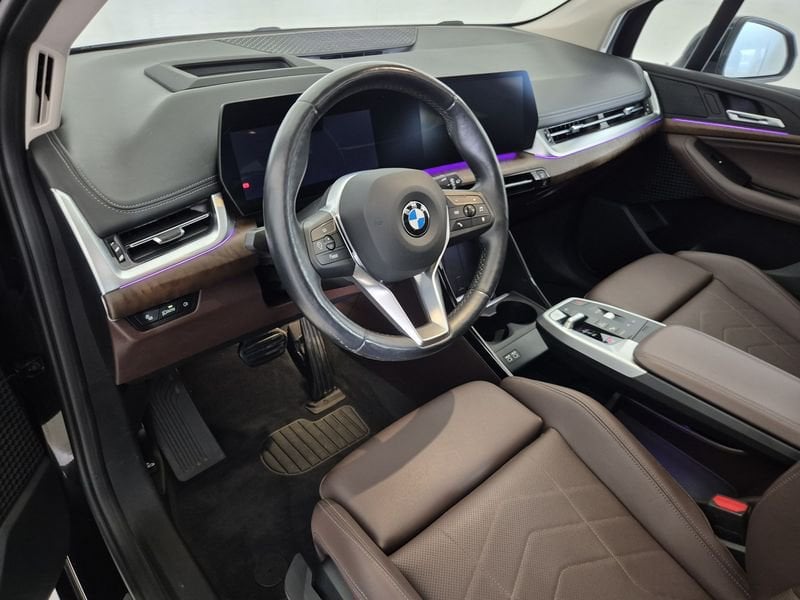 https://cdn-dk.caraffinity.it/dealer/datafiles/vehicle/images/800/1452/LcSJDyGsIvc2jXCO.jpg