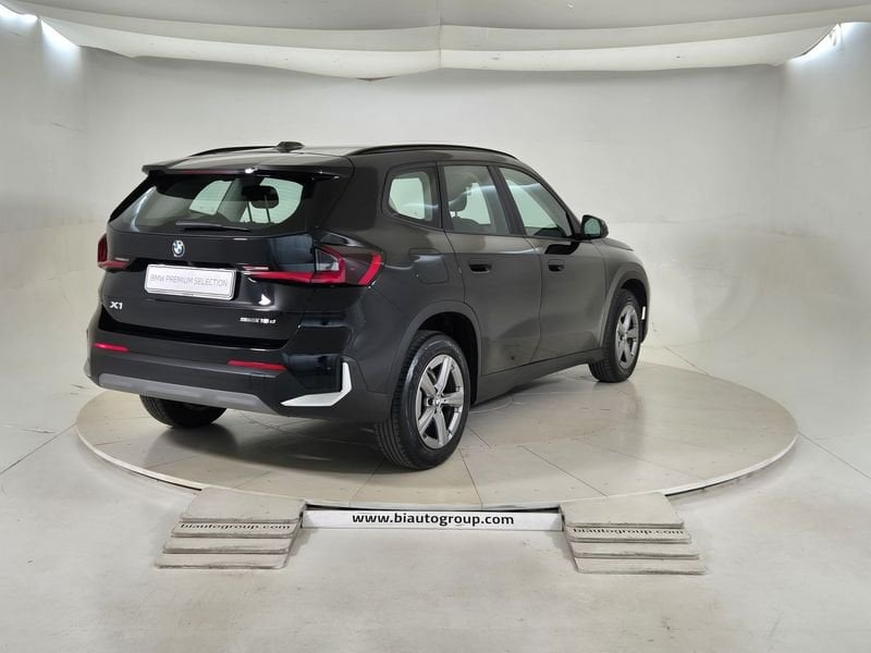 https://cdn-dk.caraffinity.it/dealer/datafiles/vehicle/images/800/1452/M1mDA69aDF3IUHbw.jpg