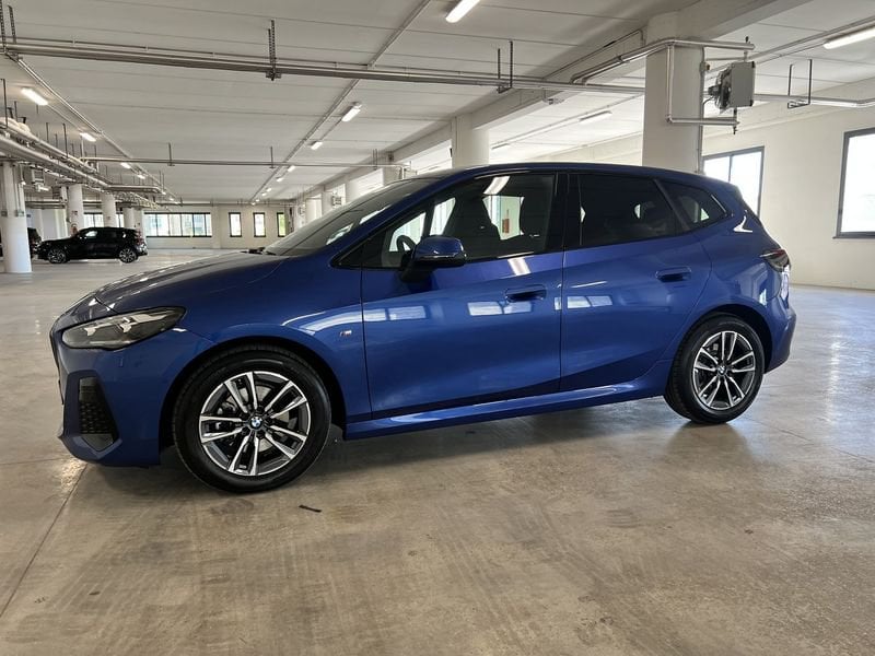 https://cdn-dk.caraffinity.it/dealer/datafiles/vehicle/images/800/1452/MgVReeiqtKuQSy5p.jpeg?format=jpeg