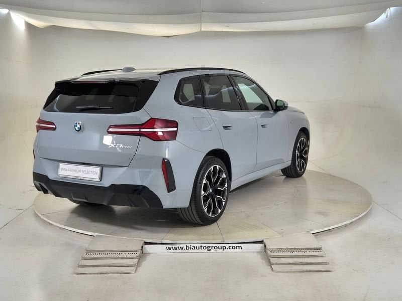 https://cdn-dk.caraffinity.it/dealer/datafiles/vehicle/images/800/1452/N5qff6W0xweAtoqu.jpg