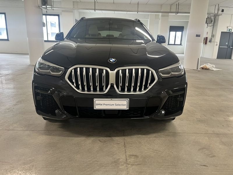 https://cdn-dk.caraffinity.it/dealer/datafiles/vehicle/images/800/1452/NMoJZRPHHctOifyl.jpeg