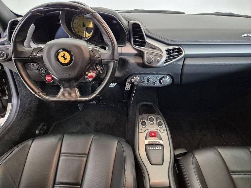 https://cdn-dk.caraffinity.it/dealer/datafiles/vehicle/images/800/1452/Qfi4YptaBDQJtilE.jpg