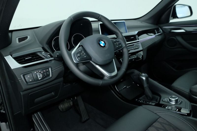 https://cdn-dk.caraffinity.it/dealer/datafiles/vehicle/images/800/1452/RLYRk8FyEsEgqxer.JPG