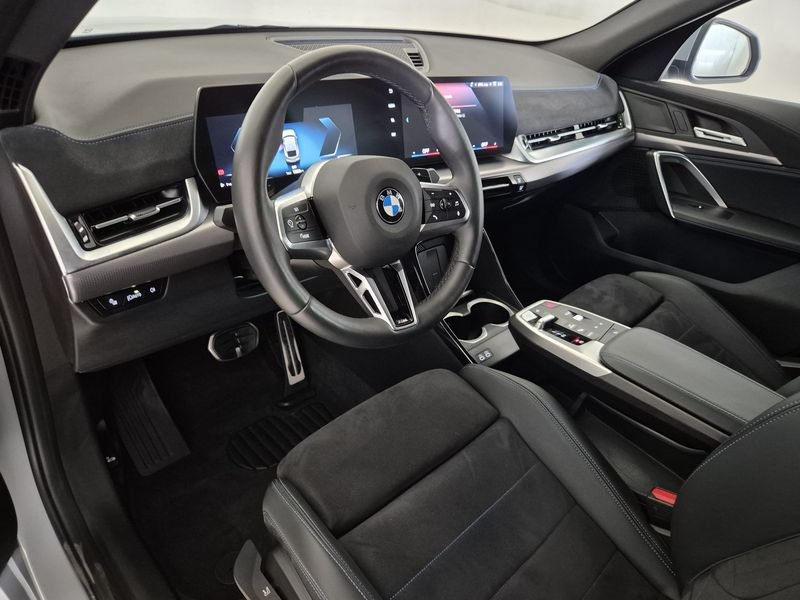 https://cdn-dk.caraffinity.it/dealer/datafiles/vehicle/images/800/1452/RZnNApcra1CVkFLN.jpg