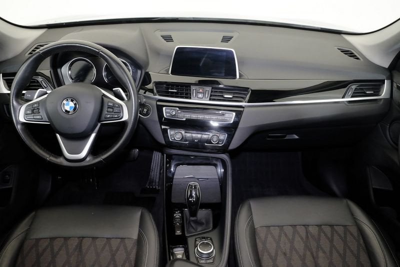 https://cdn-dk.caraffinity.it/dealer/datafiles/vehicle/images/800/1452/Rlk01X9JaUbbZEan.JPG