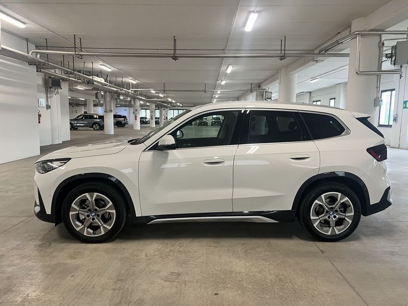 https://cdn-dk.caraffinity.it/dealer/datafiles/vehicle/images/800/1452/RoDk8ar62xFpYvBa.jpeg