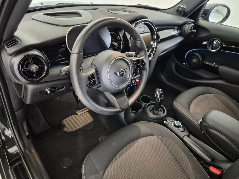 https://cdn-dk.caraffinity.it/dealer/datafiles/vehicle/images/800/1452/SuKQpDKcdhNzzgwM.jpg