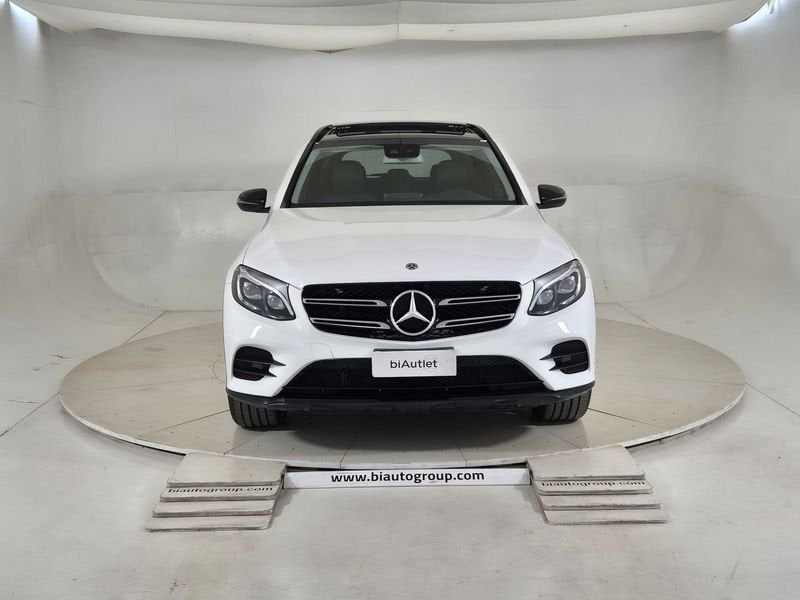 https://cdn-dk.caraffinity.it/dealer/datafiles/vehicle/images/800/1452/T4gQv4JEk3dwk7od.jpg