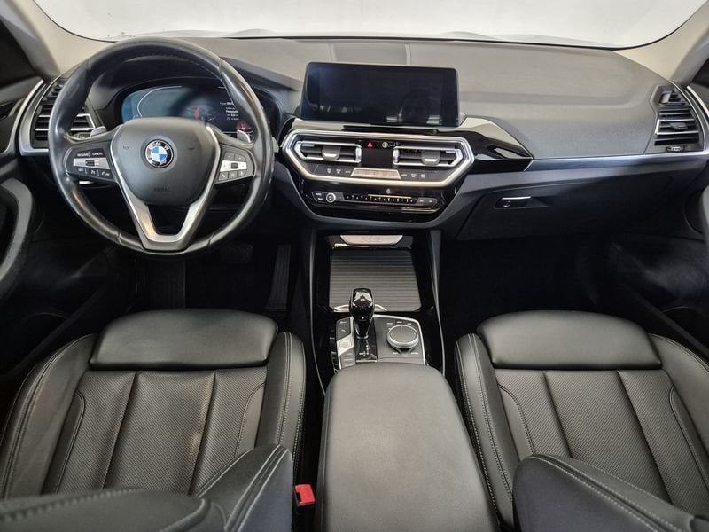 https://cdn-dk.caraffinity.it/dealer/datafiles/vehicle/images/800/1452/ToCGaJ6apN48Tw7U.jpg