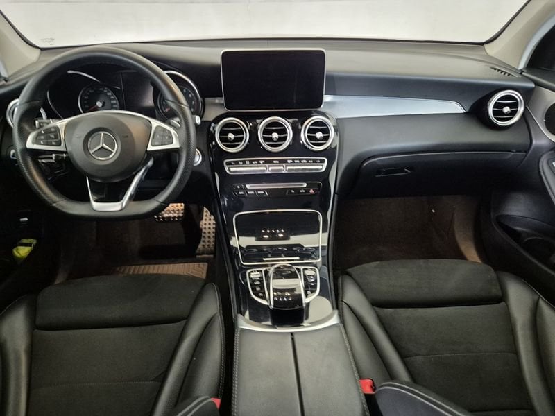 https://cdn-dk.caraffinity.it/dealer/datafiles/vehicle/images/800/1452/U1rkuHkhdEZc2EIx.jpg