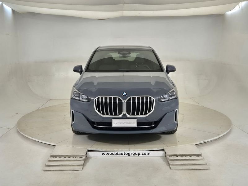 https://cdn-dk.caraffinity.it/dealer/datafiles/vehicle/images/800/1452/U5PEfdbVeUBLgnpm.jpg