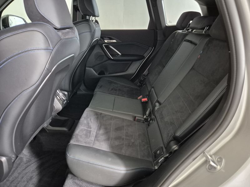 https://cdn-dk.caraffinity.it/dealer/datafiles/vehicle/images/800/1452/WZldAFb8LFOM45DW.jpg
