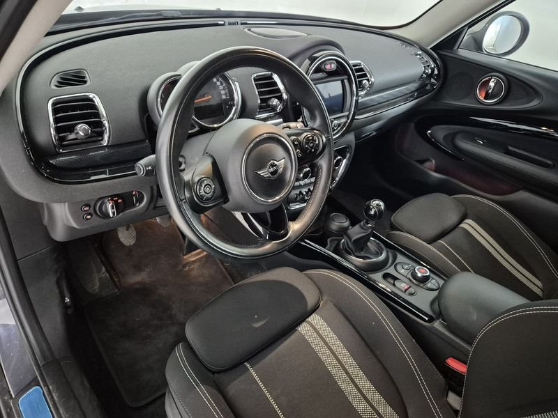 https://cdn-dk.caraffinity.it/dealer/datafiles/vehicle/images/800/1452/XbiYXj4DN2Hb2j5m.jpg
