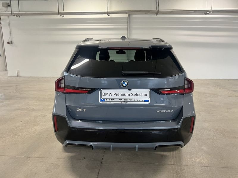 https://cdn-dk.caraffinity.it/dealer/datafiles/vehicle/images/800/1452/XqRtW1tcsG9104mz.jpeg