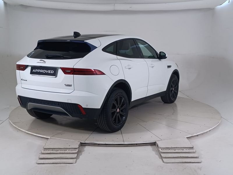 https://cdn-dk.caraffinity.it/dealer/datafiles/vehicle/images/800/1452/Y3NaYUokuZ3kGZpq.jpg