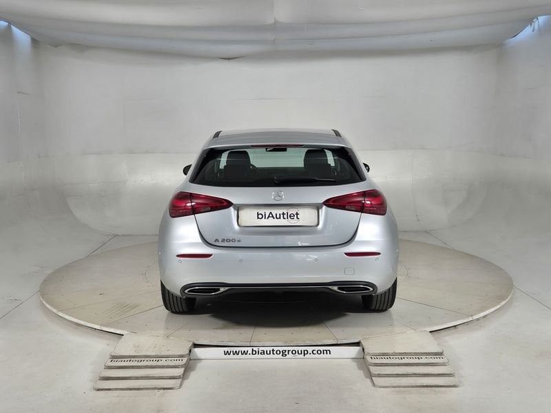 https://cdn-dk.caraffinity.it/dealer/datafiles/vehicle/images/800/1452/Y6d2SJ4Mo0yTfGou.jpg