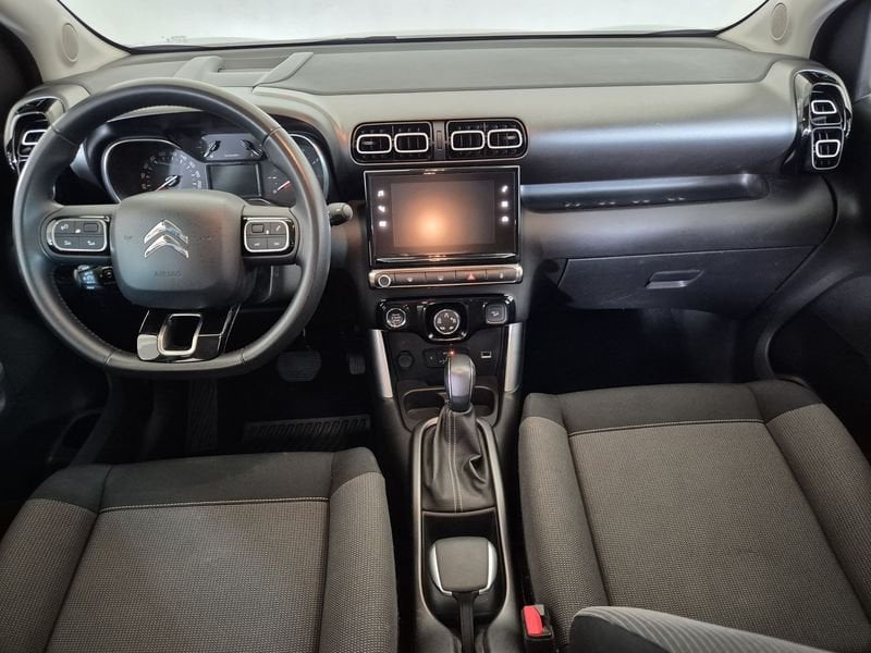 https://cdn-dk.caraffinity.it/dealer/datafiles/vehicle/images/800/1452/YMHInGyWKhayVXZb.jpg