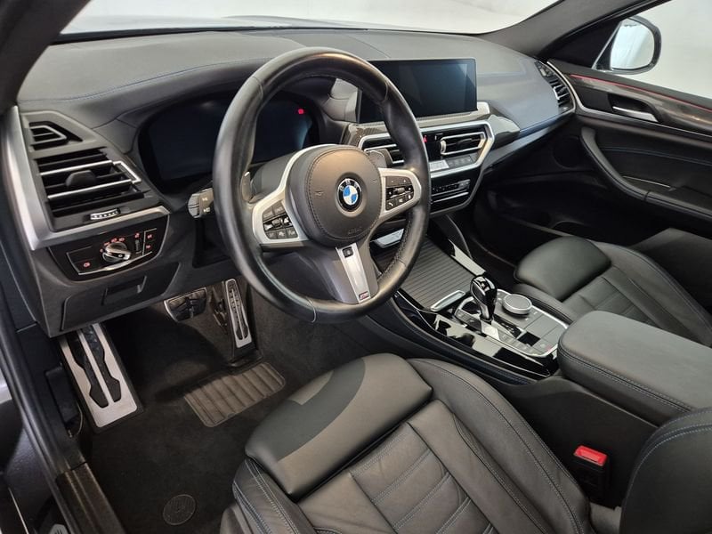 https://cdn-dk.caraffinity.it/dealer/datafiles/vehicle/images/800/1452/YgXoV7V5a88GbrB3.jpg