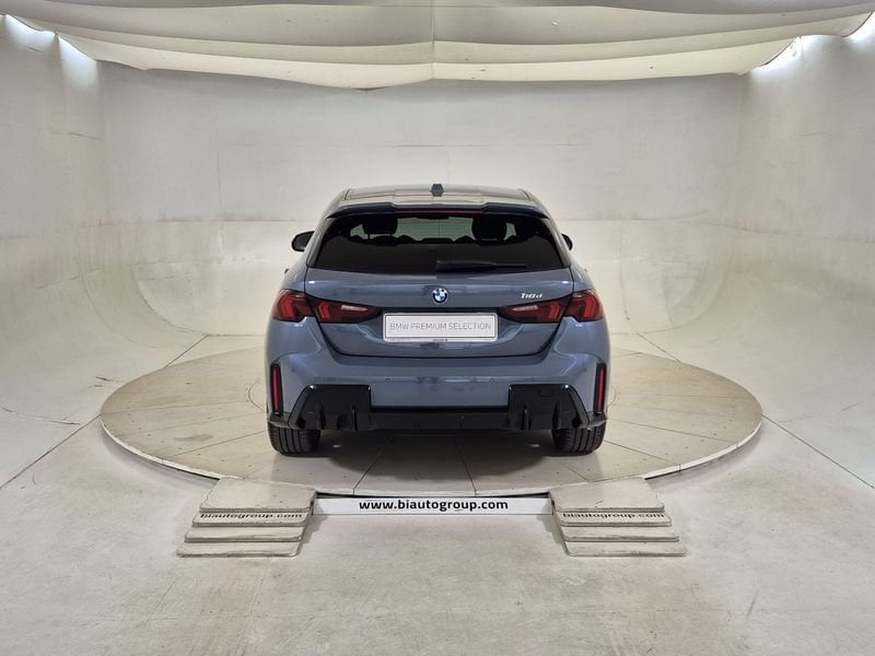 https://cdn-dk.caraffinity.it/dealer/datafiles/vehicle/images/800/1452/Ys4sFoyAaxaL56lg.jpg