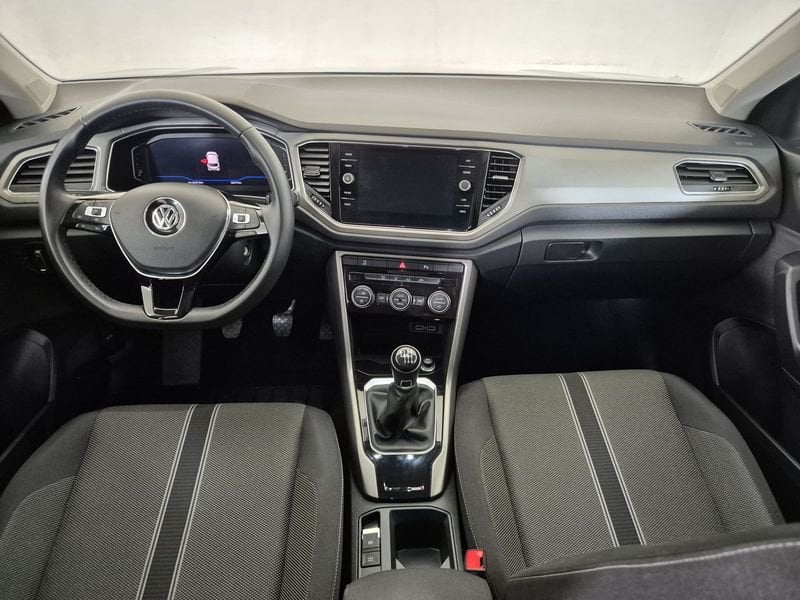 https://cdn-dk.caraffinity.it/dealer/datafiles/vehicle/images/800/1452/ZVgelCiJXqM97ErB.jpg