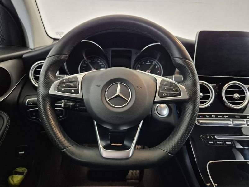 https://cdn-dk.caraffinity.it/dealer/datafiles/vehicle/images/800/1452/aSvH9FJFocsCiGvz.jpg