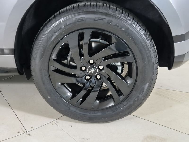 https://cdn-dk.caraffinity.it/dealer/datafiles/vehicle/images/800/1452/asnxsN7bIeQJ2NII.jpg