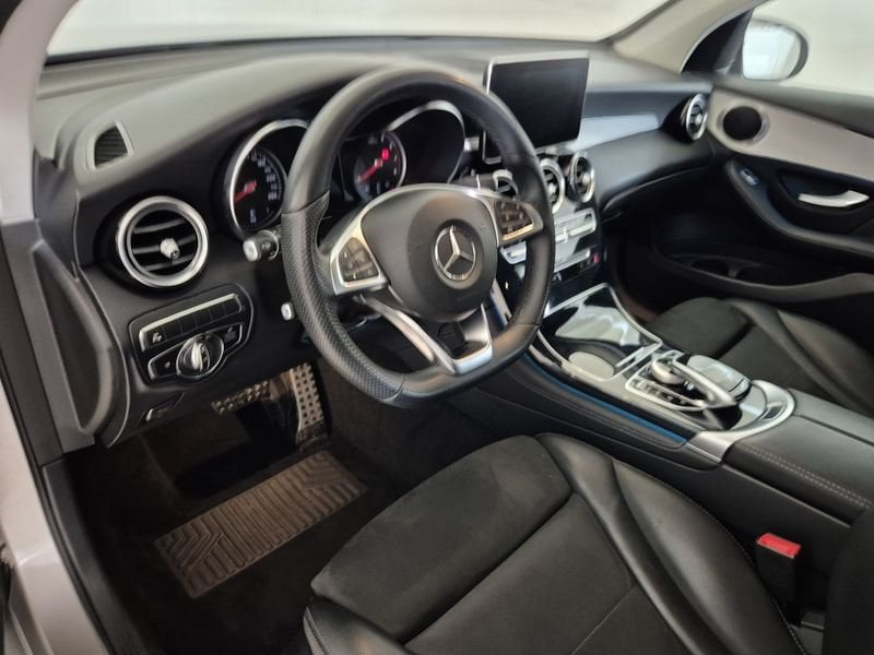 https://cdn-dk.caraffinity.it/dealer/datafiles/vehicle/images/800/1452/cWlEUoHSjyLie4ZM.jpg