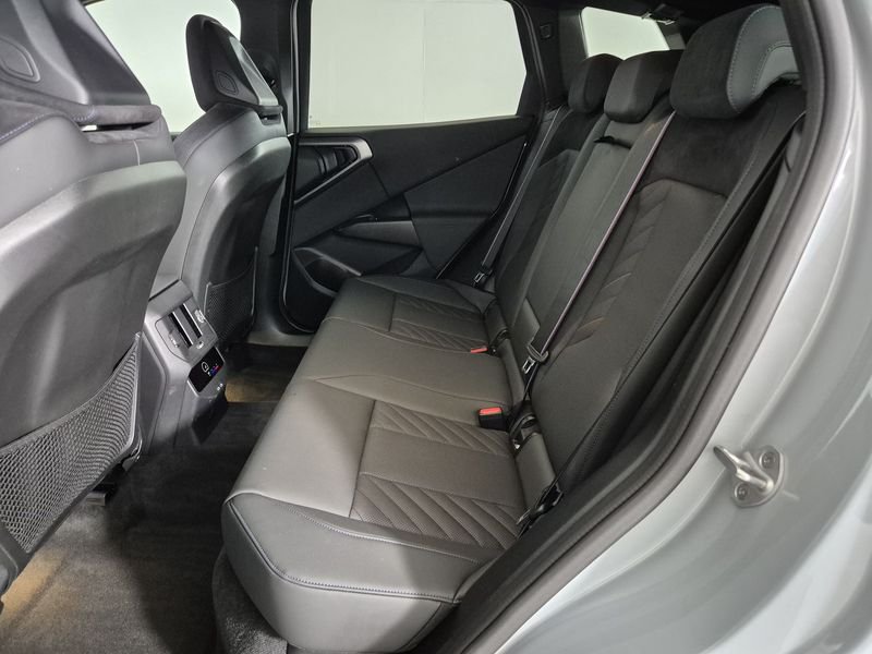 https://cdn-dk.caraffinity.it/dealer/datafiles/vehicle/images/800/1452/d5bSydDfGpPpo341.jpg