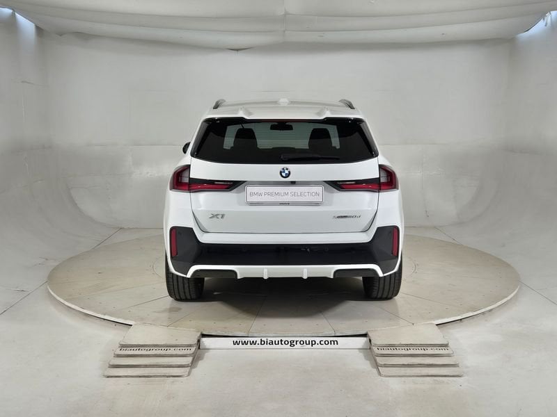 https://cdn-dk.caraffinity.it/dealer/datafiles/vehicle/images/800/1452/dcdquW07yesAm1cs.jpg