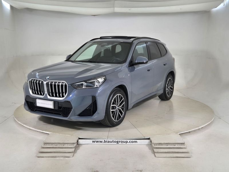 https://cdn-dk.caraffinity.it/dealer/datafiles/vehicle/images/800/1452/fN3MNx2iN0ctTAe6.jpg?format=jpeg