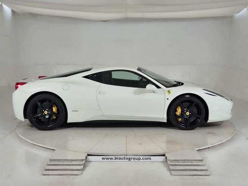 https://cdn-dk.caraffinity.it/dealer/datafiles/vehicle/images/800/1452/faG4j7tJwNvSA5Uo.jpg