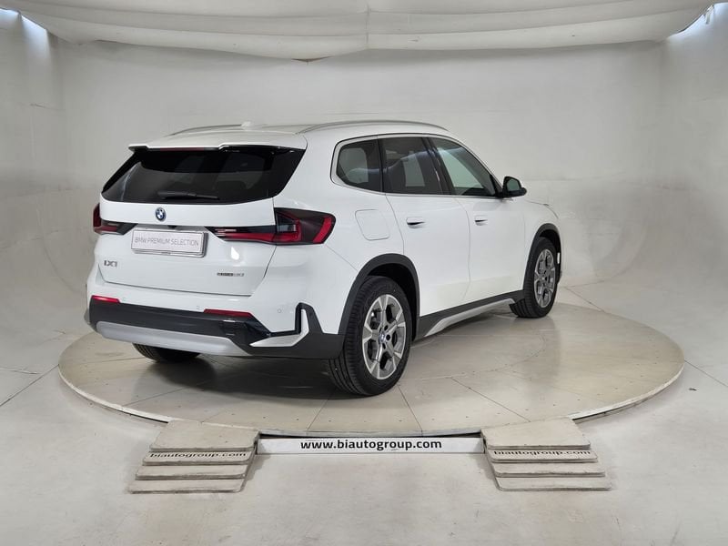 https://cdn-dk.caraffinity.it/dealer/datafiles/vehicle/images/800/1452/gyQWWqgp5BYcB6be.jpg