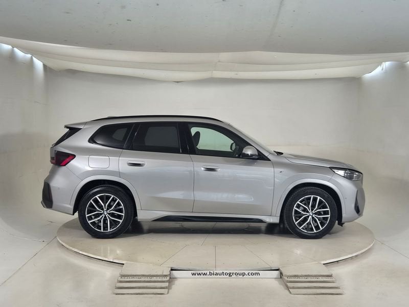 https://cdn-dk.caraffinity.it/dealer/datafiles/vehicle/images/800/1452/howRYNAgvjIDAhEd.jpg