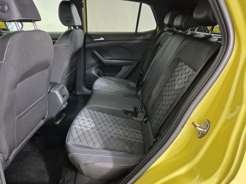 https://cdn-dk.caraffinity.it/dealer/datafiles/vehicle/images/800/1452/hp7pLQg95j2Ongxk.jpg