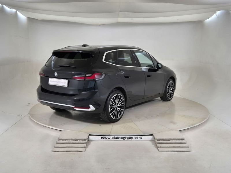 https://cdn-dk.caraffinity.it/dealer/datafiles/vehicle/images/800/1452/iCEfhSU7SdFBX2GZ.jpg