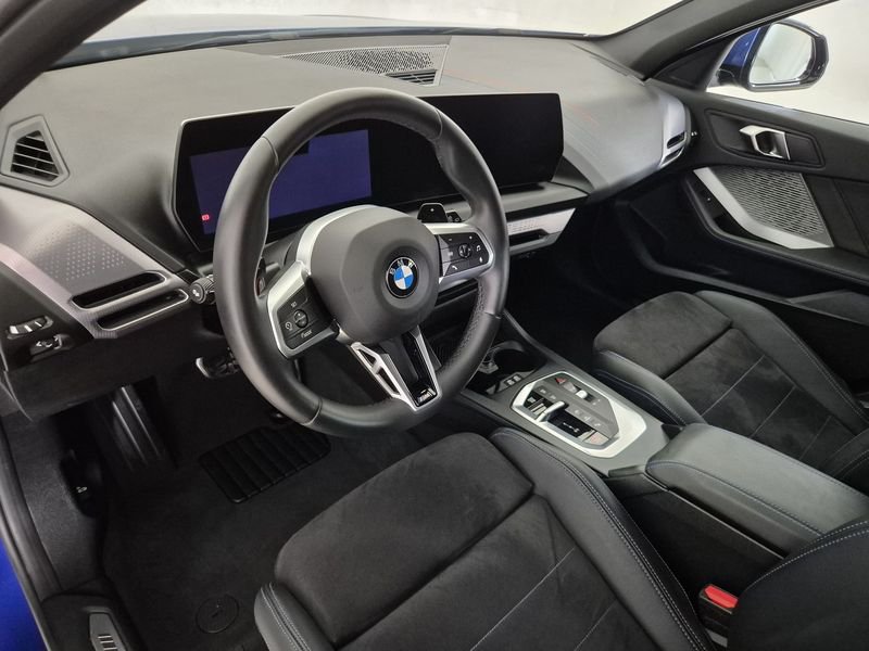 https://cdn-dk.caraffinity.it/dealer/datafiles/vehicle/images/800/1452/idI3mHs1te2oIUck.jpg