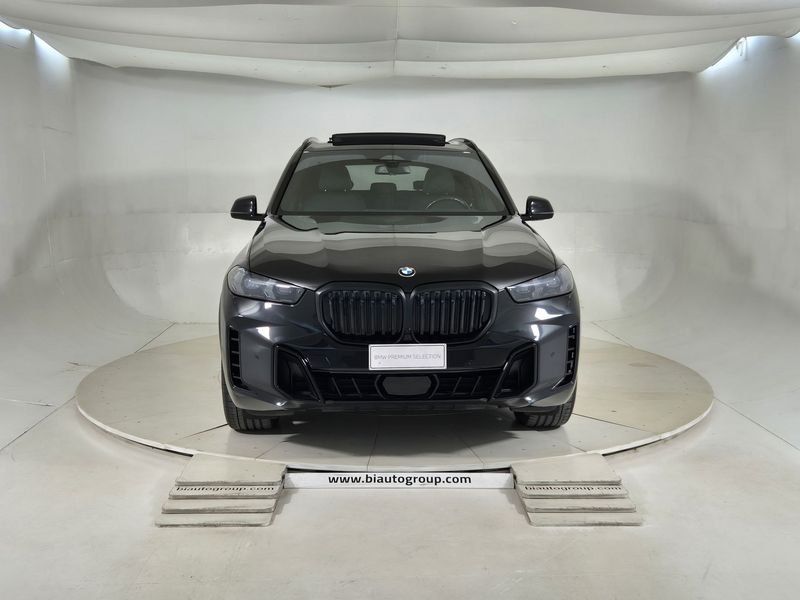 https://cdn-dk.caraffinity.it/dealer/datafiles/vehicle/images/800/1452/knDp9o3pWD8SNYoR.jpg