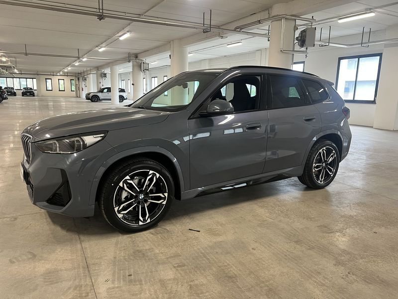 https://cdn-dk.caraffinity.it/dealer/datafiles/vehicle/images/800/1452/lLXNQSEWE1CAtbfj.jpeg?format=jpeg