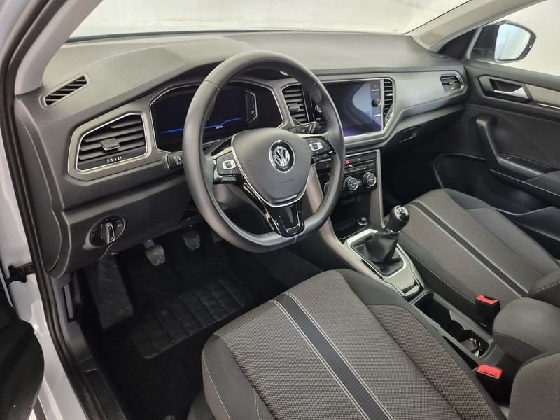 https://cdn-dk.caraffinity.it/dealer/datafiles/vehicle/images/800/1452/laiZFaazjLcb8EMk.jpg