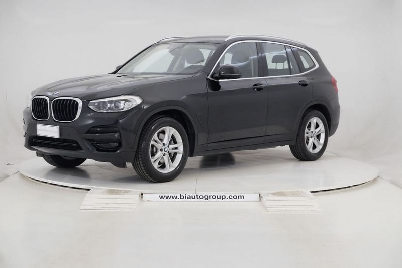 https://cdn-dk.caraffinity.it/dealer/datafiles/vehicle/images/800/1452/lh8aW9aFaDbBhie4.JPG?format=jpeg
