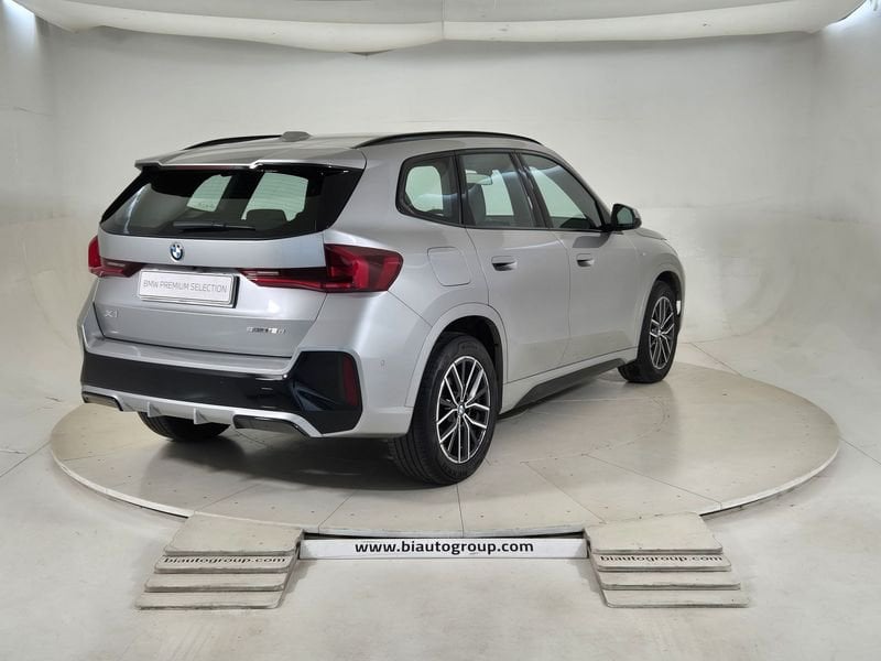 https://cdn-dk.caraffinity.it/dealer/datafiles/vehicle/images/800/1452/mdWOfFYbUcuLu9Ho.jpg
