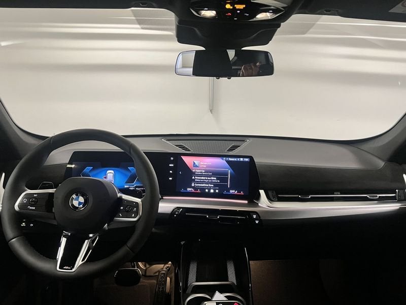 https://cdn-dk.caraffinity.it/dealer/datafiles/vehicle/images/800/1452/n7080GJg3xUi05T7.jpeg