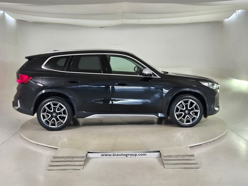 https://cdn-dk.caraffinity.it/dealer/datafiles/vehicle/images/800/1452/ncrsJ2McZj26Z7U2.jpg