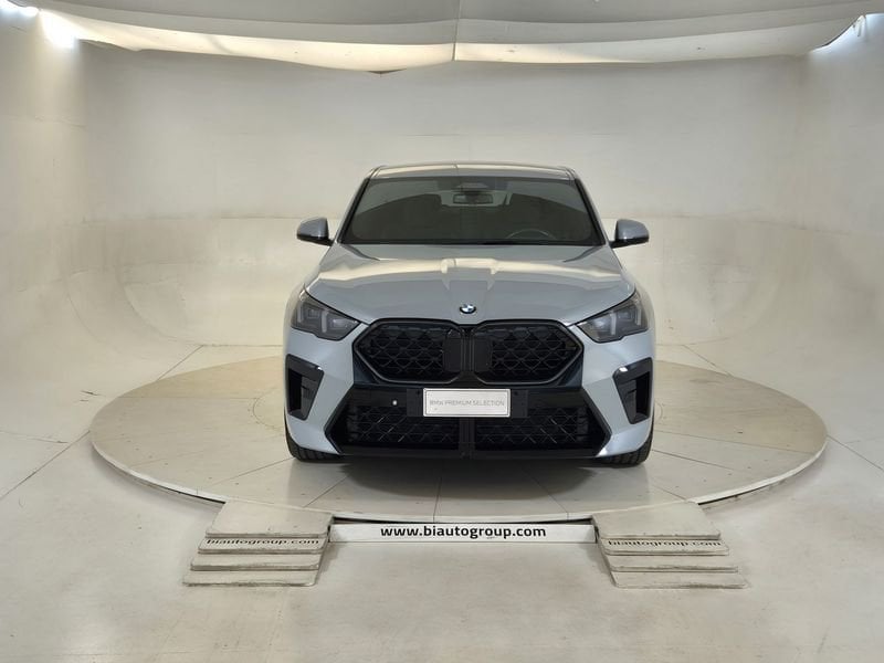 https://cdn-dk.caraffinity.it/dealer/datafiles/vehicle/images/800/1452/p006mnjdvNJifnQ7.jpg